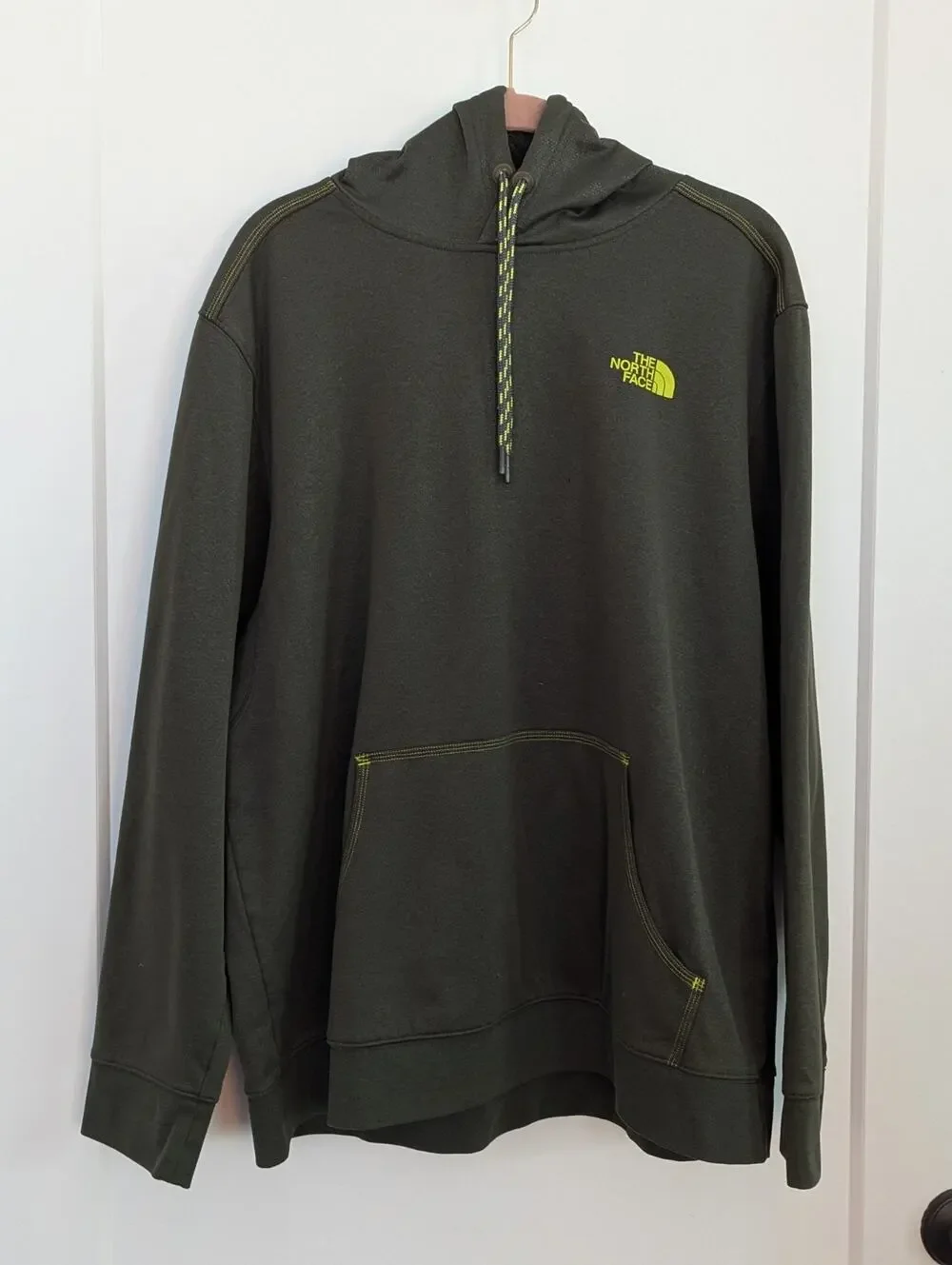 The North Face Men's XL Olive Green Sweatshirt Hoodie Pocket Skater Surfer
